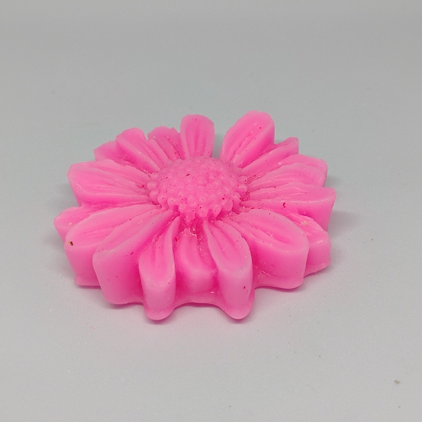 Handcrafted Scented Daisy Candle