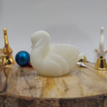 Sacred Swan Decorative Candle – Symbol of Peace, Love & Elegant Living